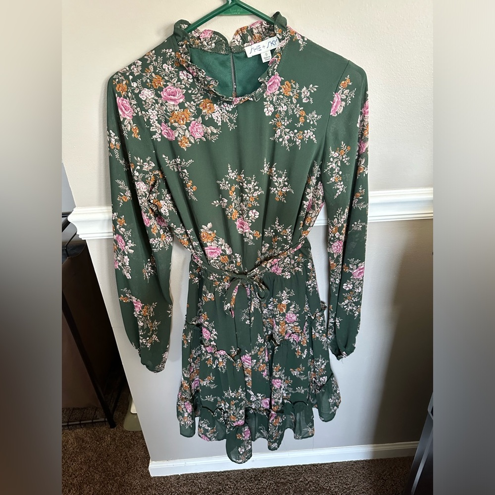 Lightweight Adorable Spring Dresd